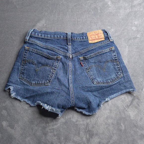 Levis 501 Womens Cut Off Jean Shorts 27 Mid Rise Button Fly Medium Wash Stretch - Picture 2 of 6